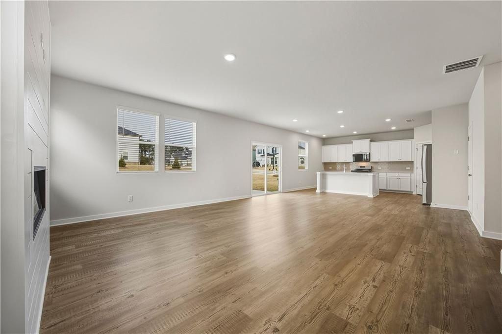 786 Ruddy Dr - Photo 5 of 20