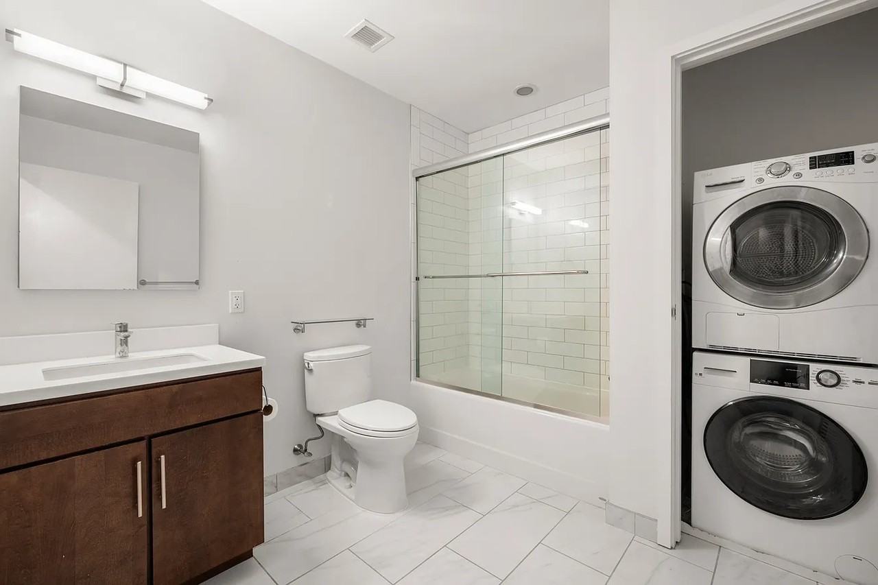 43 Westland Ave - Photo 2 of 7