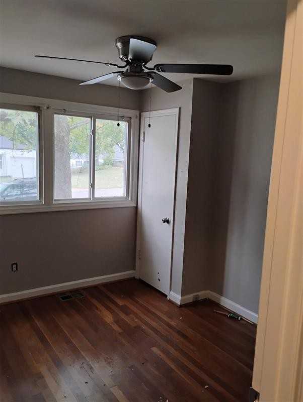 9800 Gloucester Dr - Photo 7 of 12