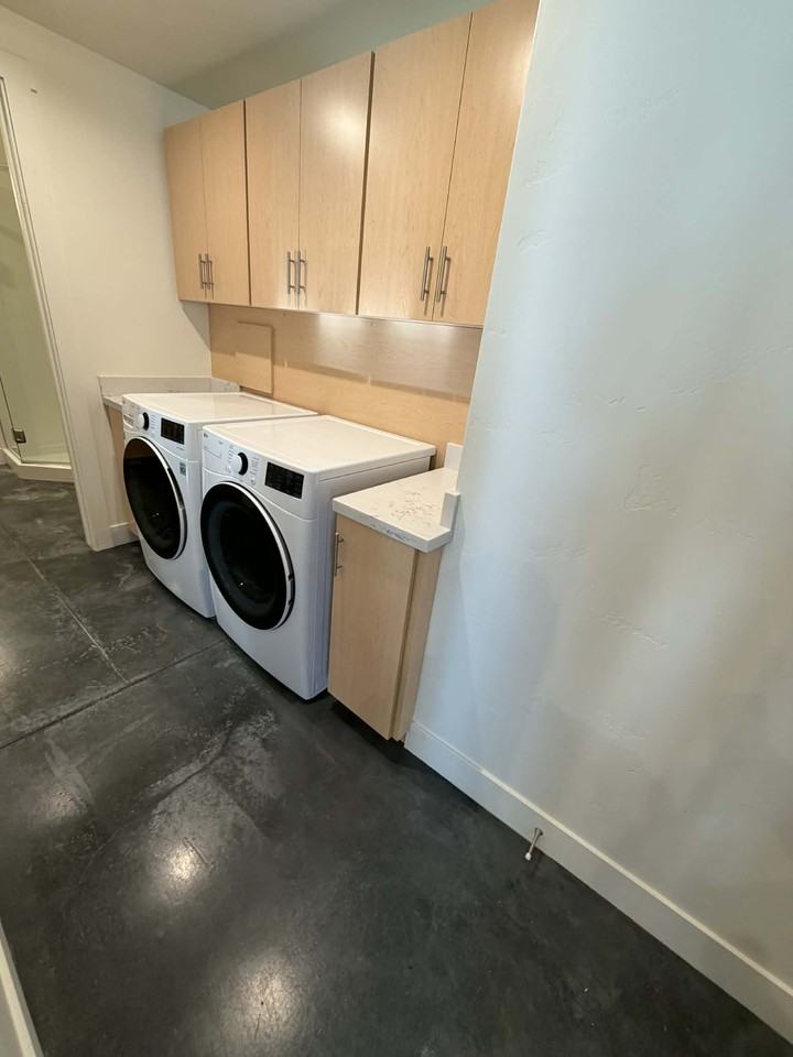 80 Beryl Ave #3C - Photo 3 of 17