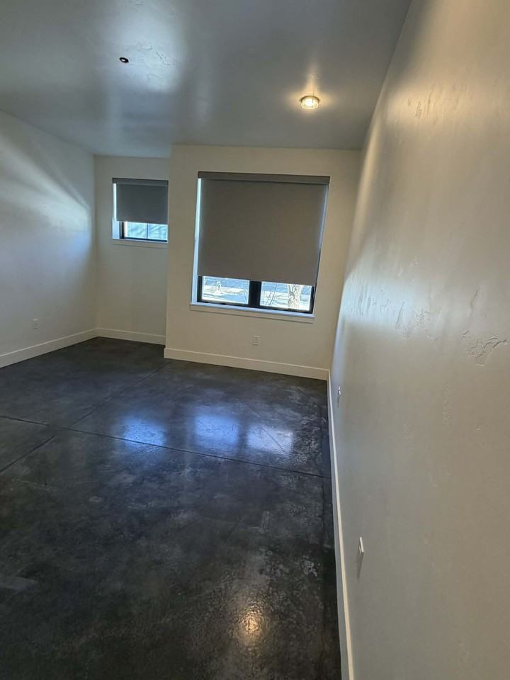 80 Beryl Ave #3C - Photo 4 of 17