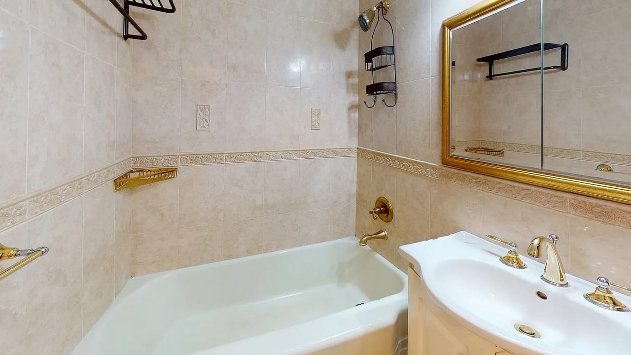 6945 108th St #9A - Photo 6 of 6