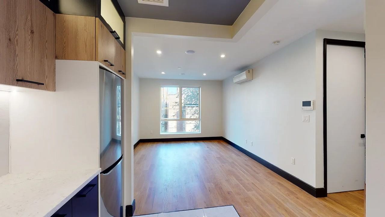 125 Clifton Pl #2B - Photo 3 of 12