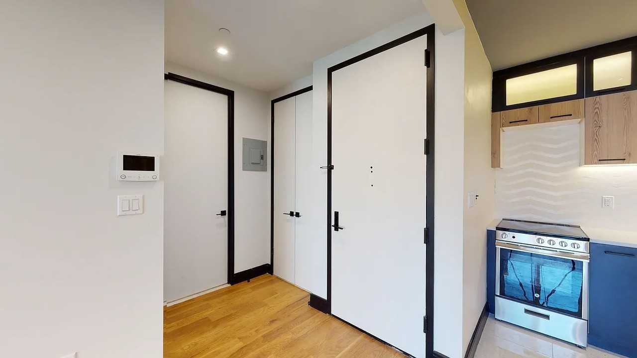 125 Clifton Pl #2B - Photo 5 of 12