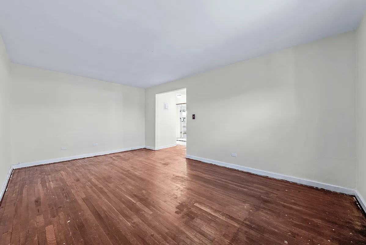 11124 66th Ave #3A - Photo 6 of 10