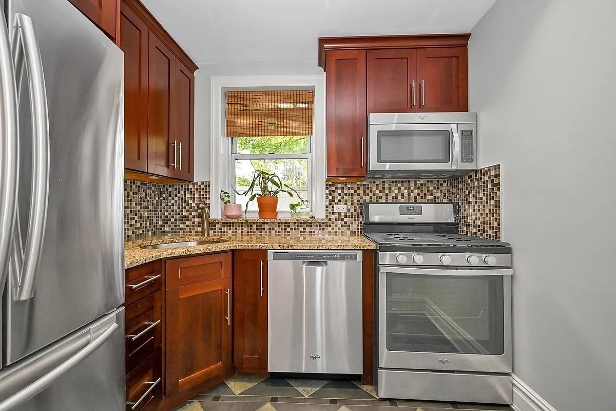 19211 37th Ave #204 - Photo 2 of 11