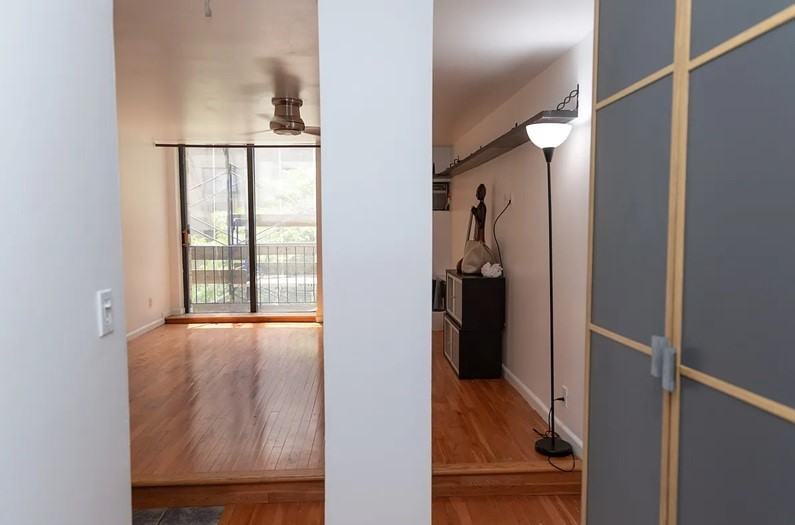 215 E 24th St #314 - Photo 2 of 9