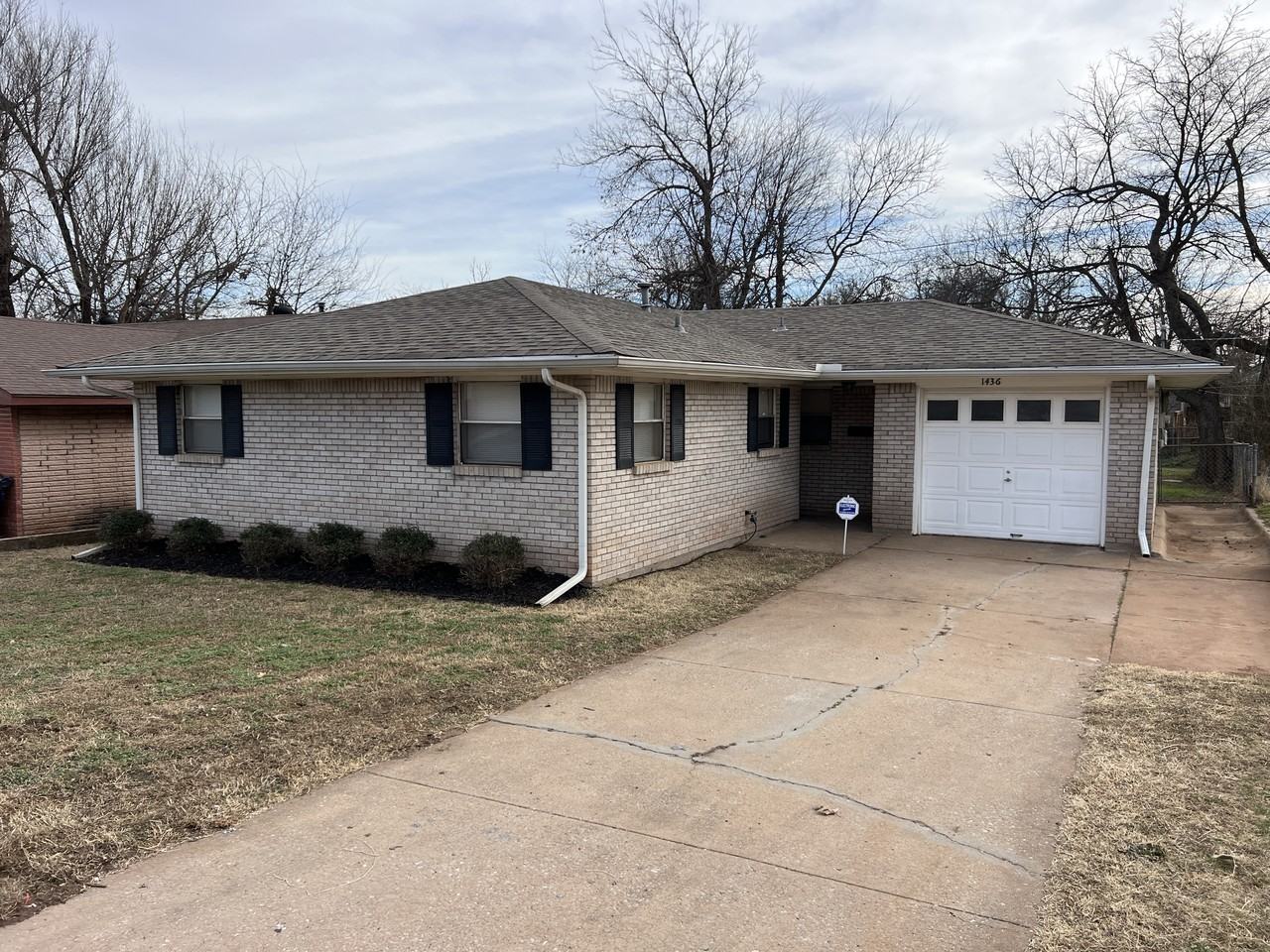 1436 Ne 34th St - Photo 2 of 16