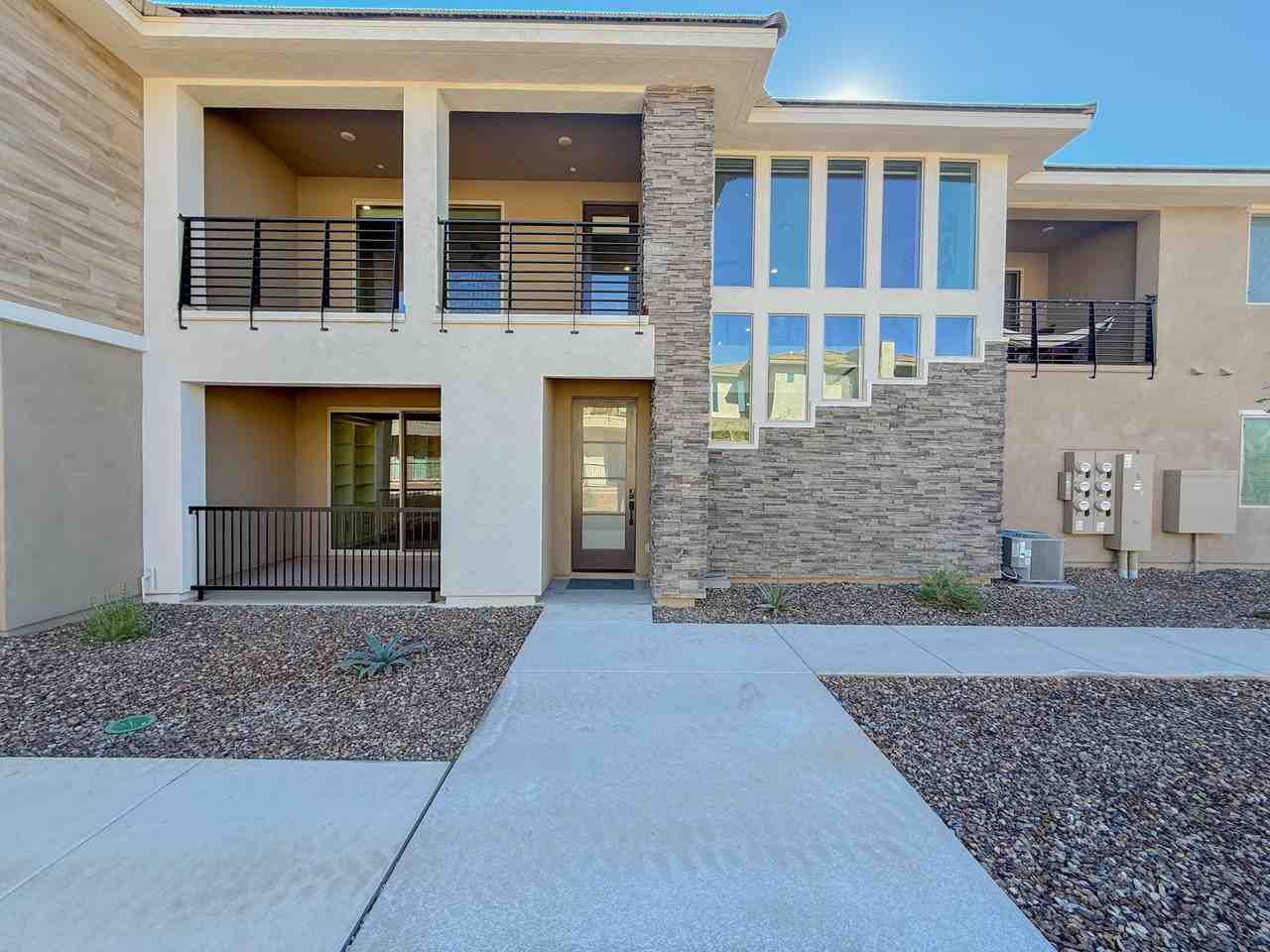 2121 W Sonoran Desert Dr #31 - Photo 2 of 36