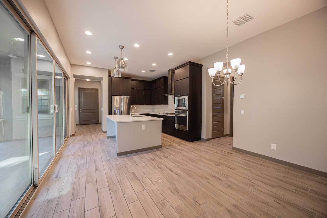 4520 E Bethena St - Photo 7 of 40