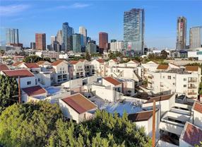 1118 Valencia St - Photo 1 of 1