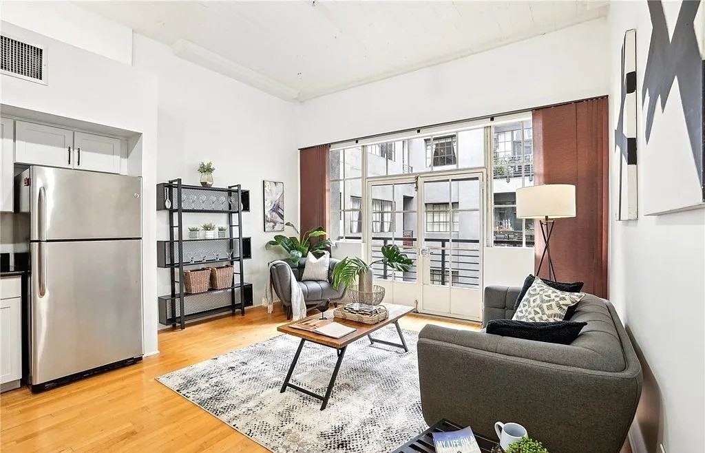 420 S San Pedro St - Photo 4 of 40