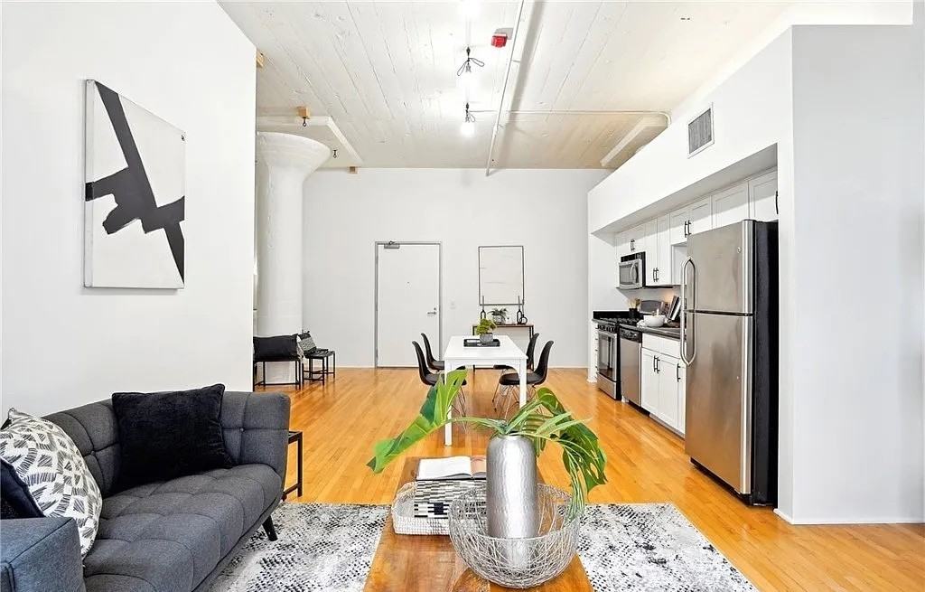 420 S San Pedro St - Photo 7 of 40