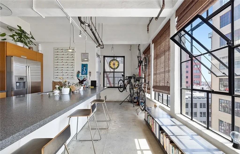 746 S Los Angeles St - Photo 5 of 37