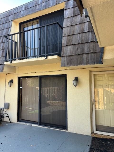 917 Royal Oak Blvd - Photo 2 of 20