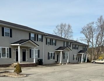 3800 Sleepy Hollow Dr - Photo 2 of 20