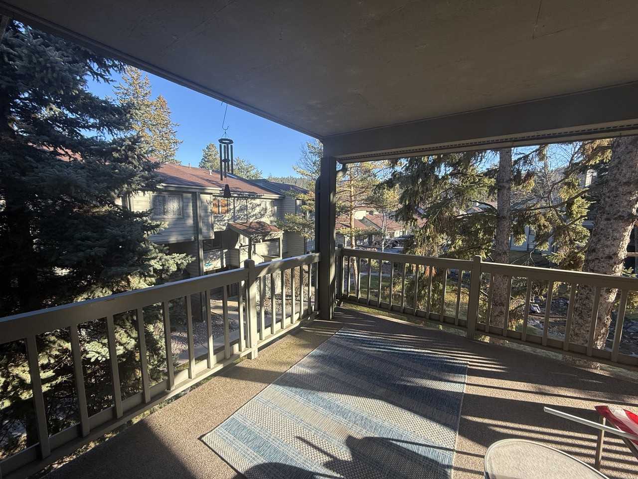 270 Bridge St - Photo 5 of 27