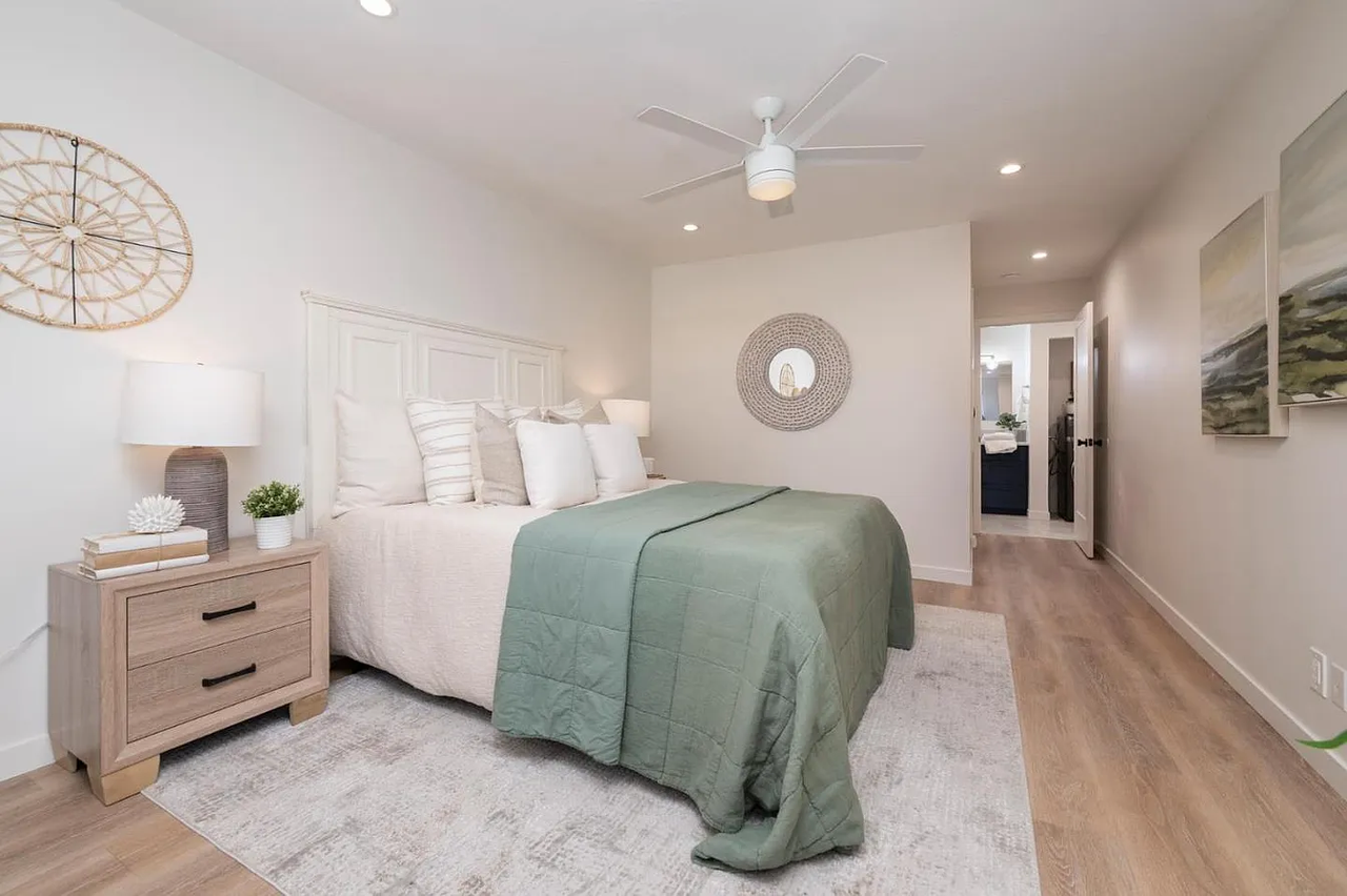 490 Mariners Island Blvd #102 - Photo 2 of 30