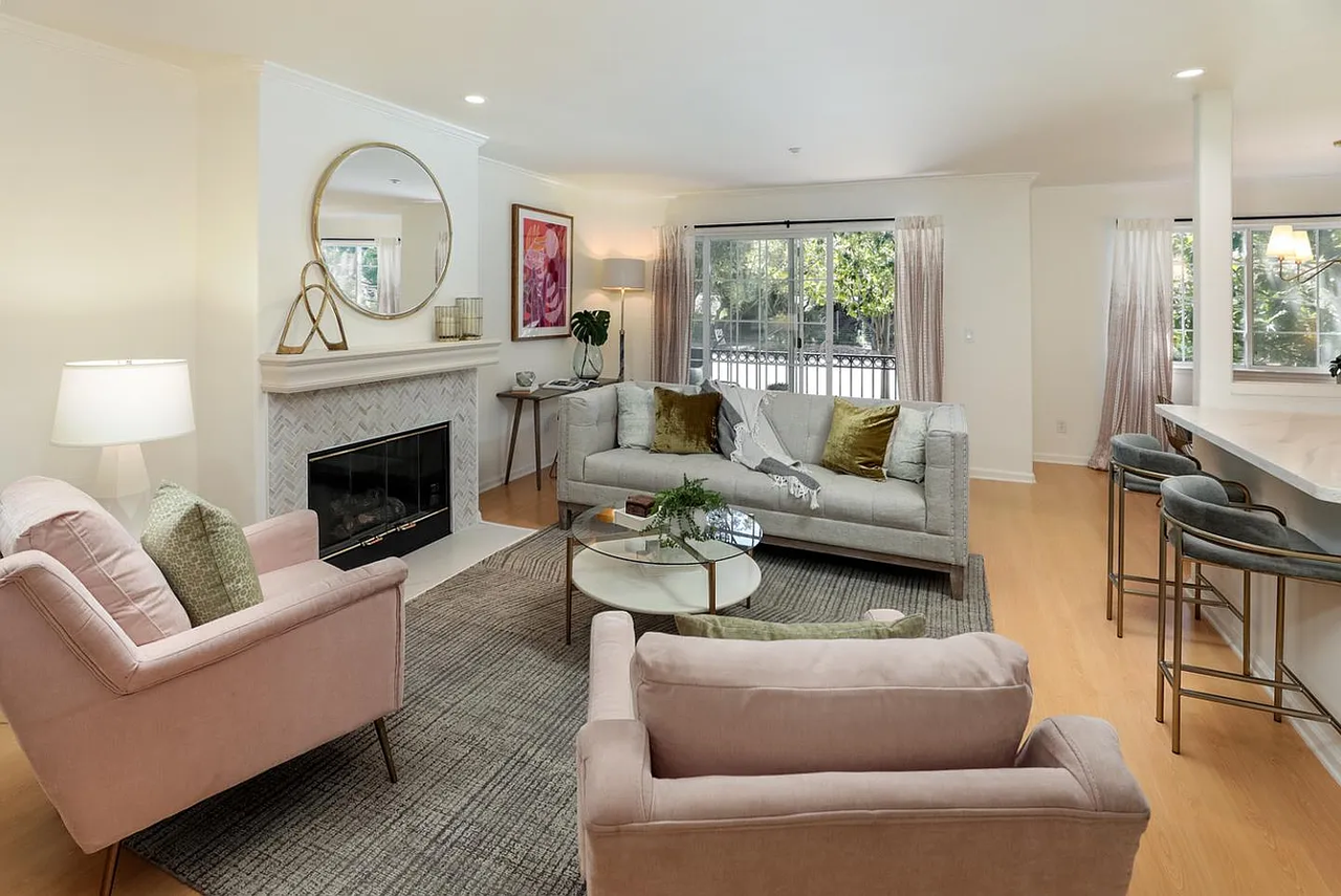 20 Willow Rd #14 - Photo 2 of 6