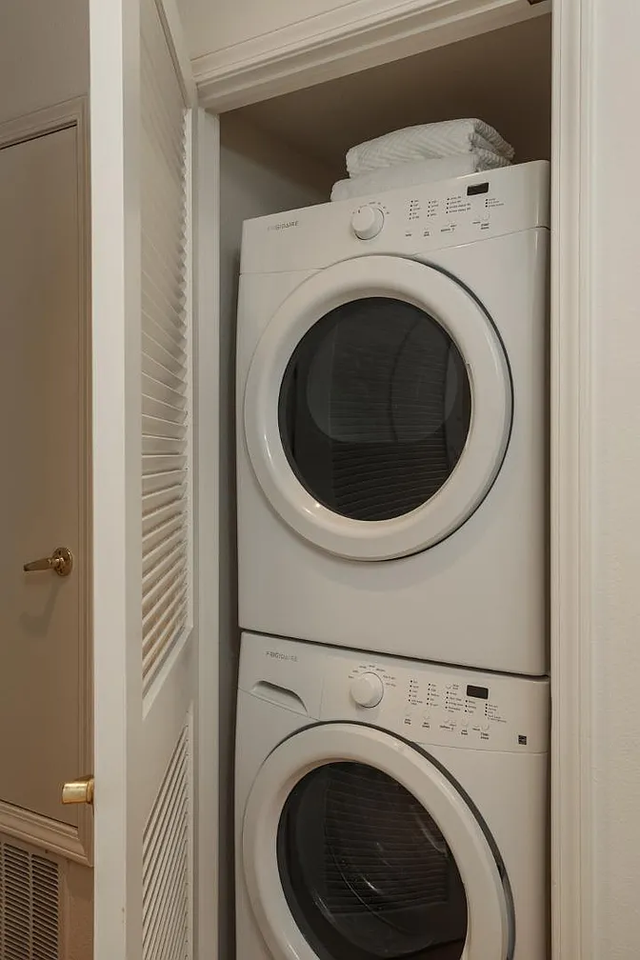 20 Willow Rd #14 - Photo 6 of 6