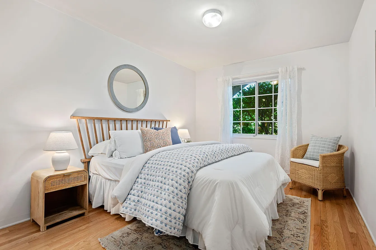 126 W Calle Crespis #8 - Photo 5 of 6