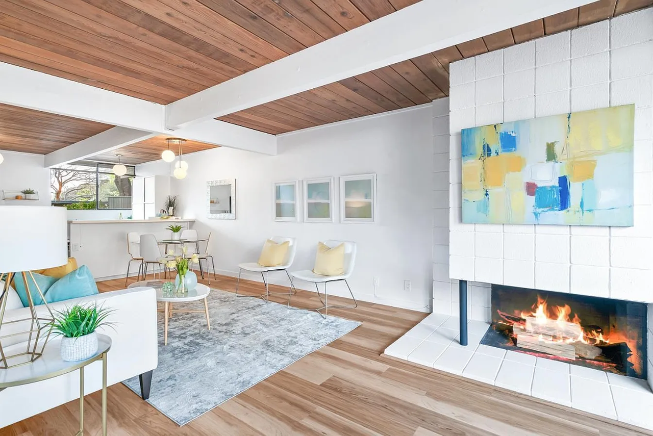 131 Greenmeadow Way - Photo 4 of 8