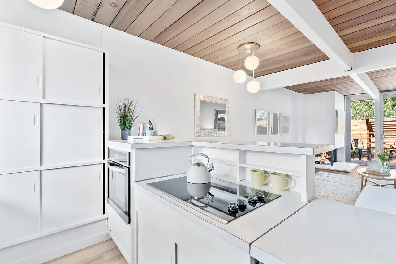 131 Greenmeadow Way - Photo 7 of 8