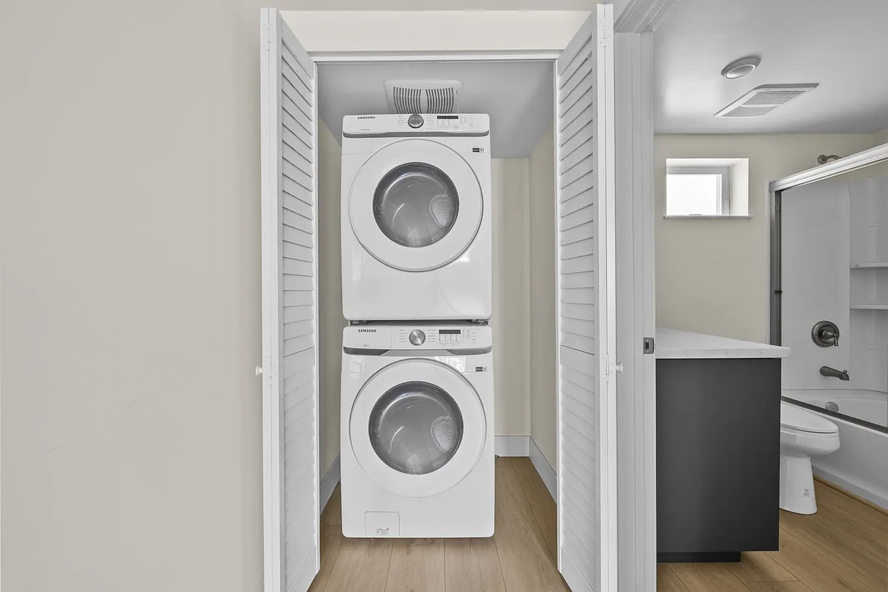 411 S Kenneth Rd #101 - Photo 6 of 10