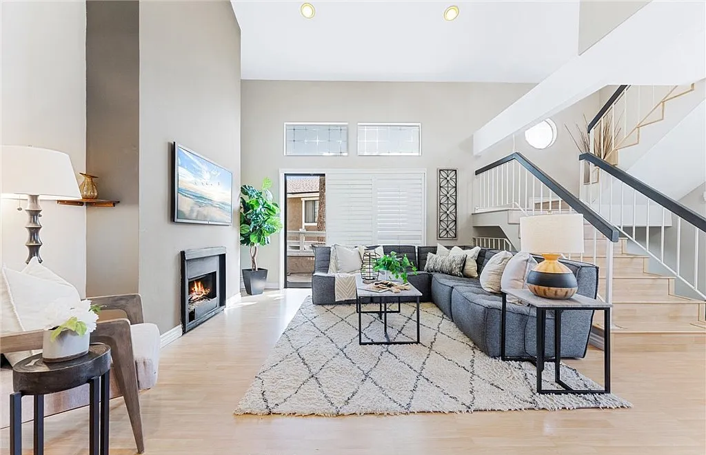 917 W Imperial Hwy #57 - Photo 3 of 15