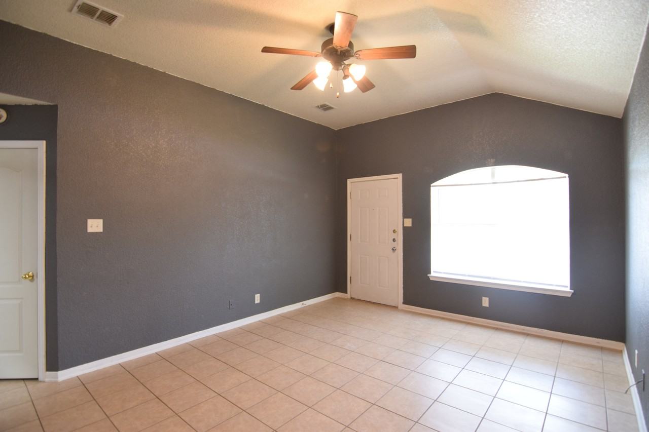3306 Alicante Ct - Photo 6 of 18