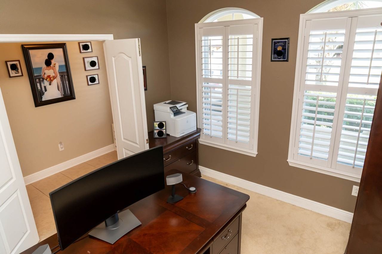 7610 S West Shore Blvd - Photo 3 of 26