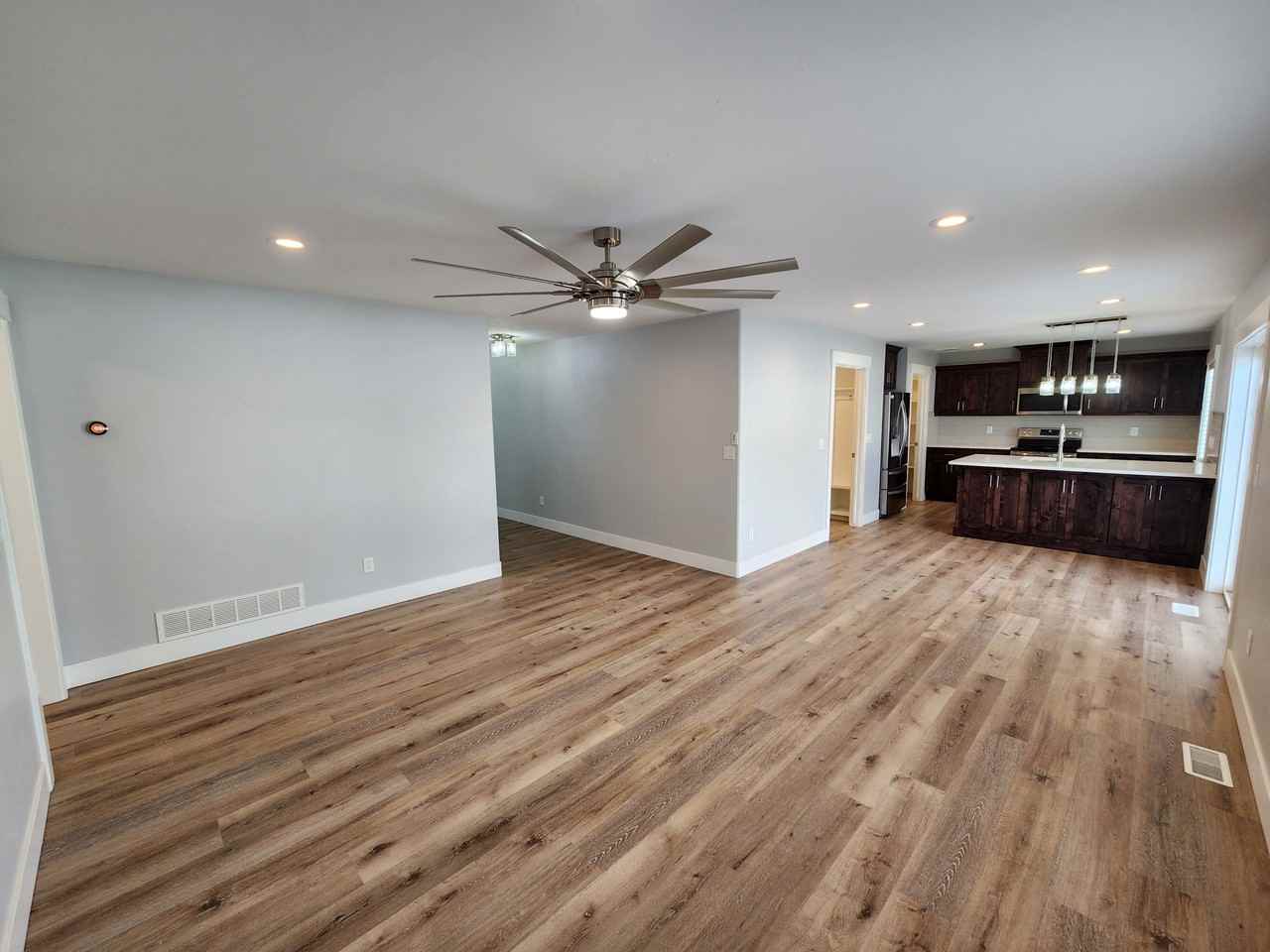 3925 Harrington Rd - Photo 3 of 22