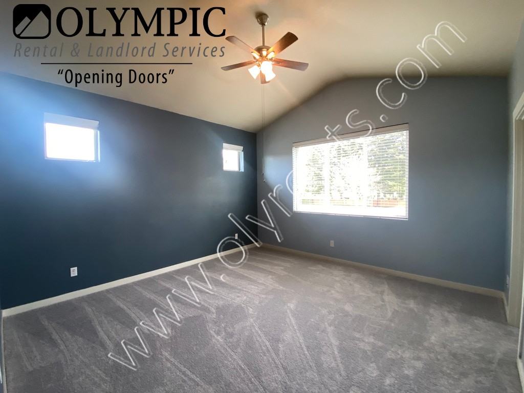 5683 56th Loop Se - Photo 7 of 17