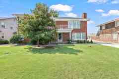 Nichols Hills Fully Furnished Executive Duplex! - Photo 1 of 1