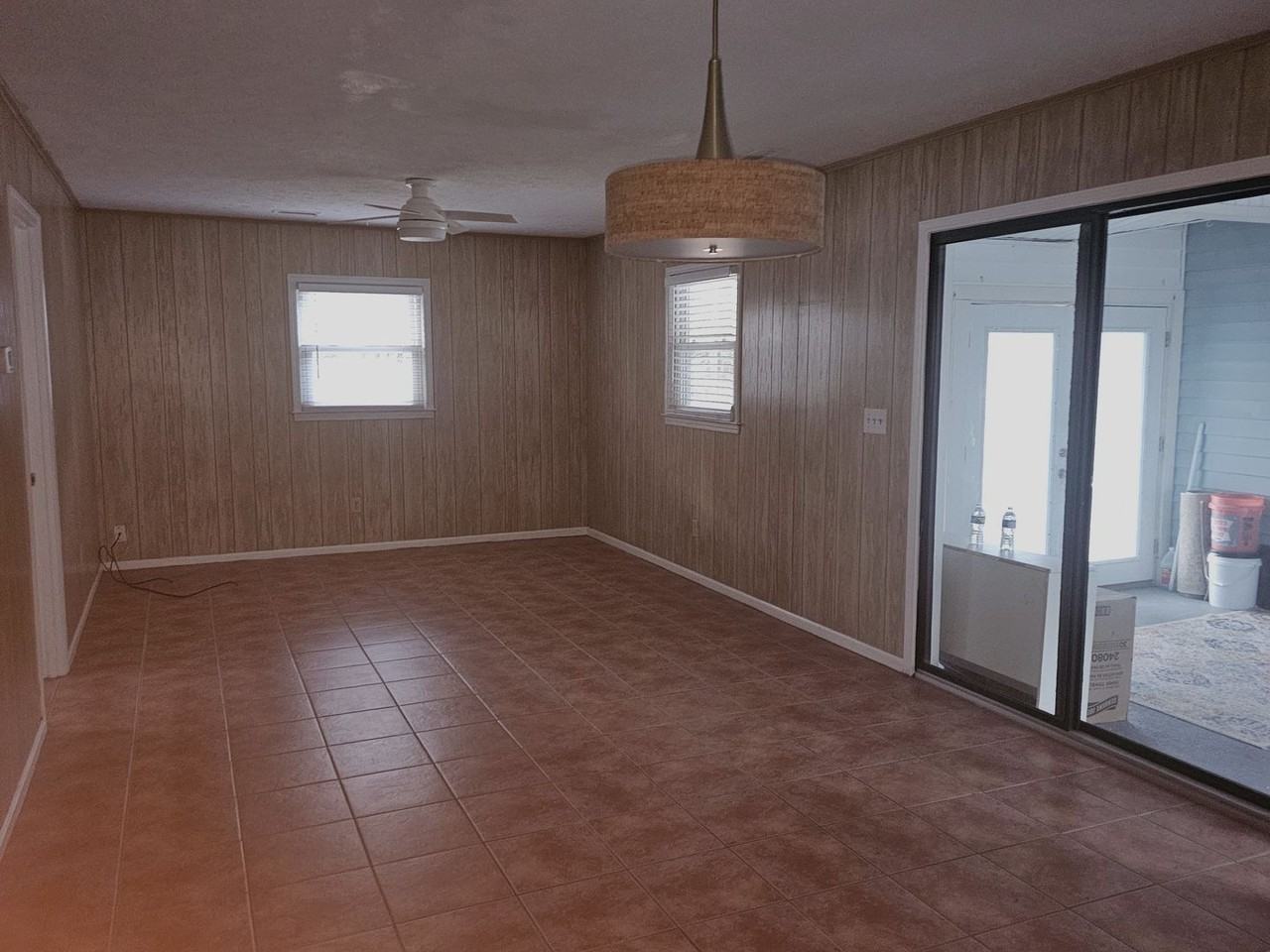 2509B Holly Dr - Photo 3 of 11