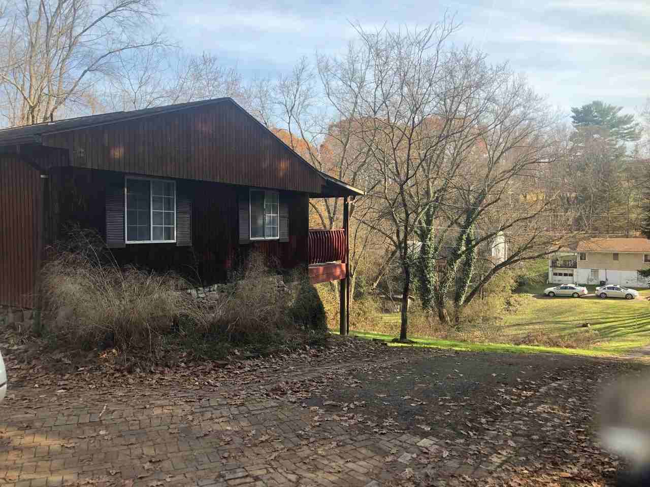 1122 Gringo Rd - Photo 2 of 25