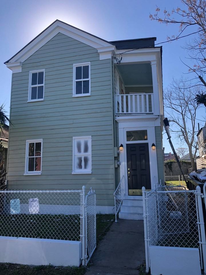 Downtown Duplex - Photo 2 of 2