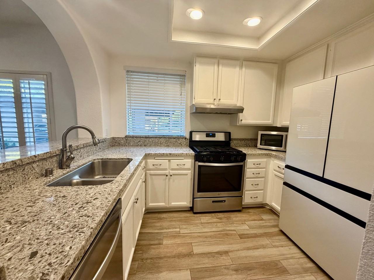 21246 Camelia #7 - Photo 6 of 16