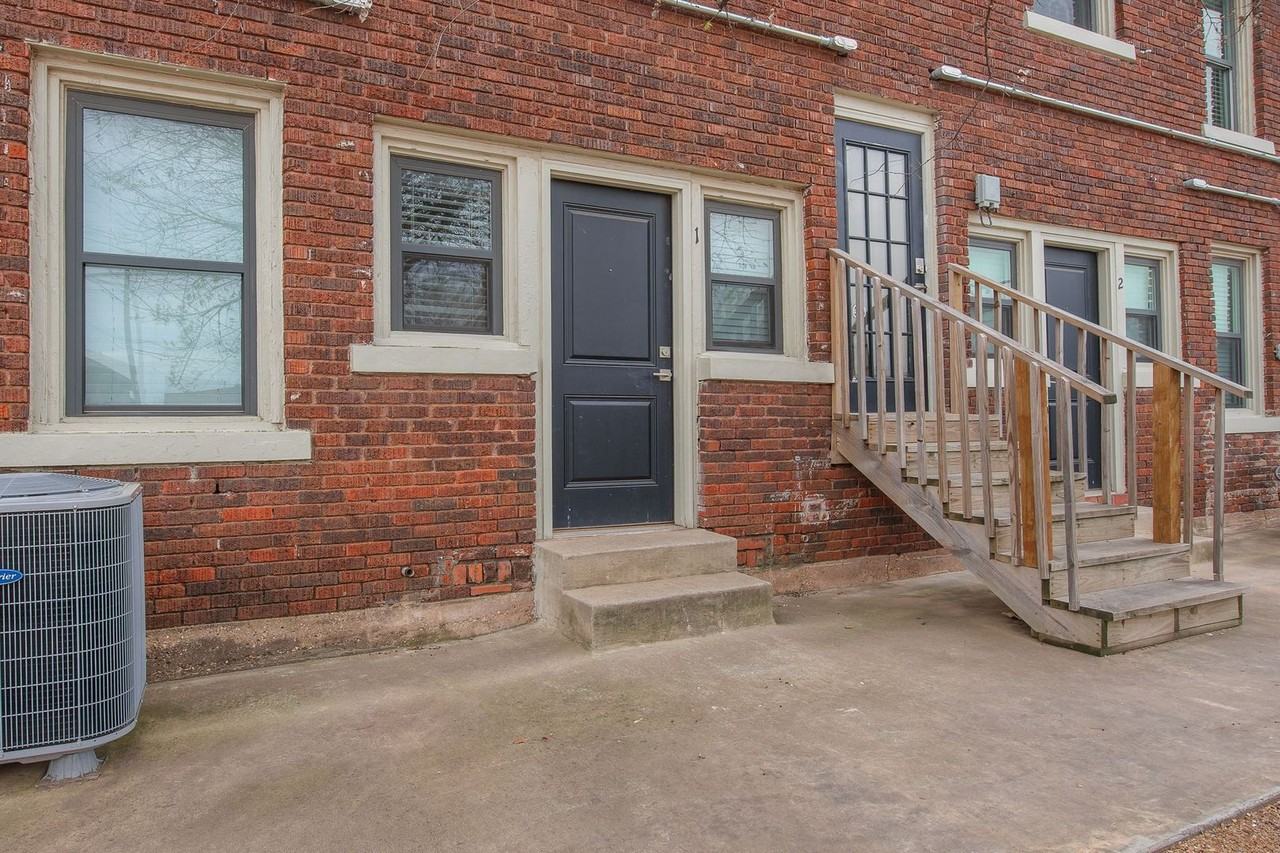 207 Nw 23rd St #3 - Photo 7 of 32