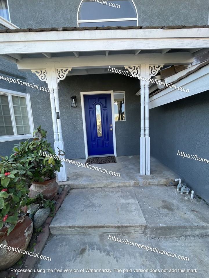 4420 Mobley Ave - Photo 3 of 45