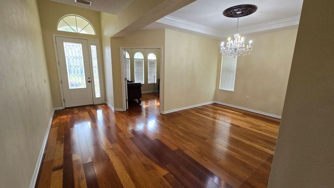 302 Taxter Run Ln - Photo 7 of 43