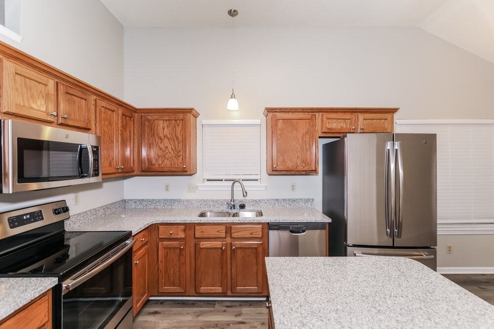 6887 Seaside Dr - Photo 6 of 16