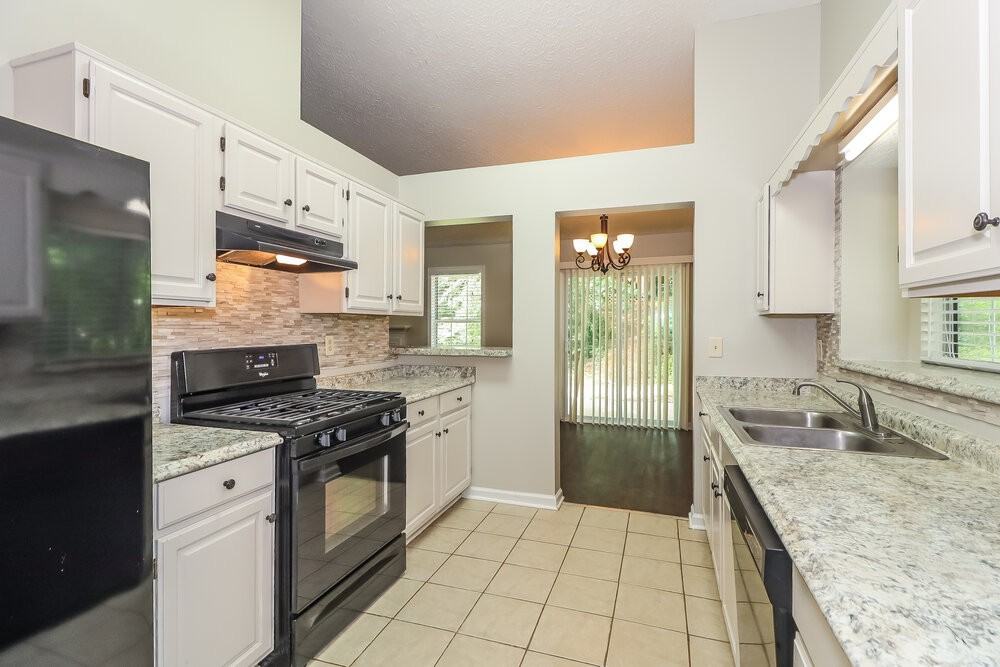 5009 River Rock Way - Photo 7 of 15