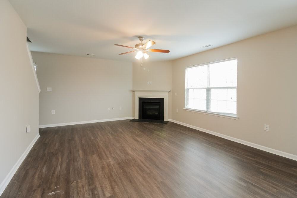 2836 Westbury Ct - Photo 6 of 17