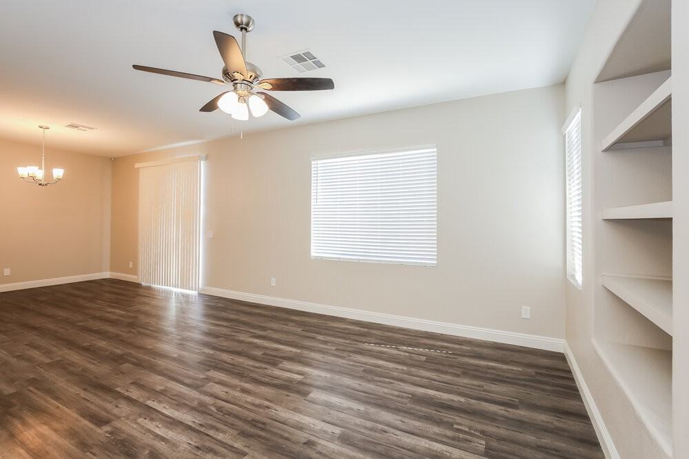 4138 Consensus Ct - Photo 4 of 17