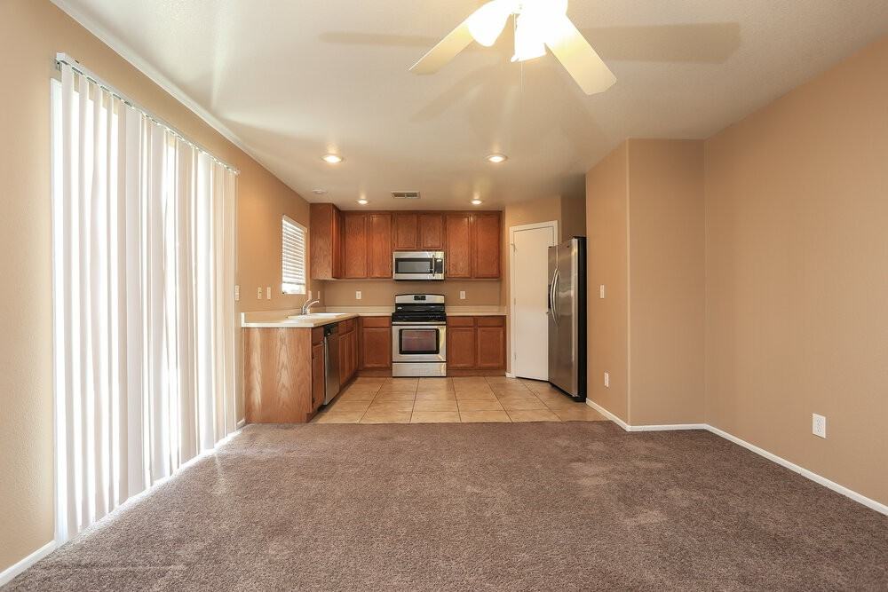 4973 Blue Marlin Ave - Photo 4 of 22