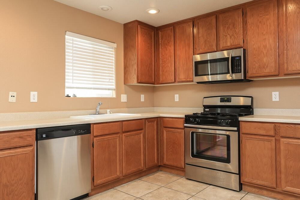 4973 Blue Marlin Ave - Photo 5 of 22