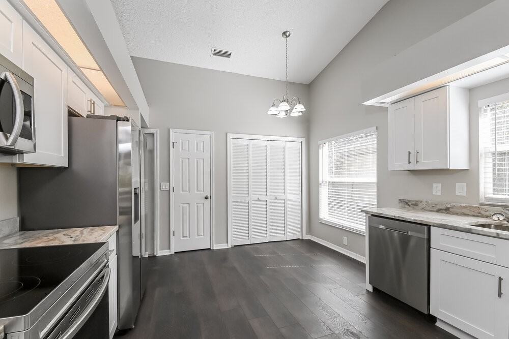 6003 Crickethollow Dr - Photo 6 of 16