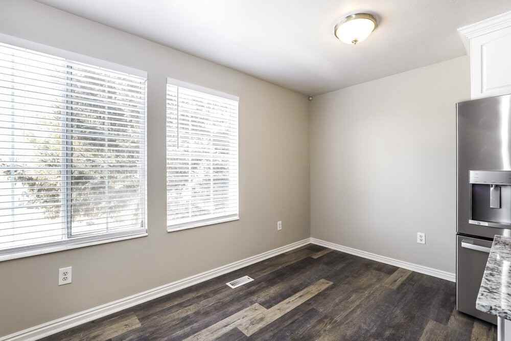 7679 S Sunrise Pl E - Photo 5 of 17