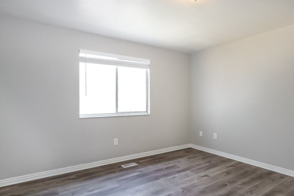 7679 S Sunrise Pl E - Photo 6 of 17